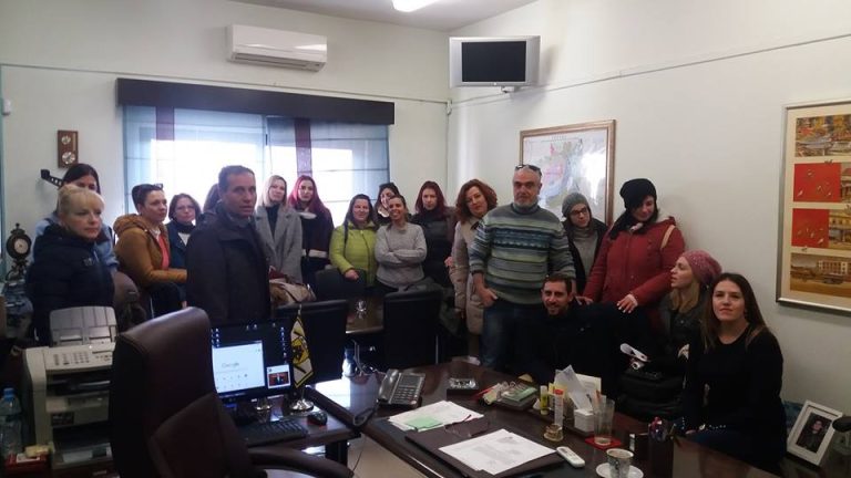 Σέρρες: Κατάληψη της Διεύθυνσης Πρωτοβάθμιας Εκπαίδευσης από εκπαιδευτικούς(φωτο)