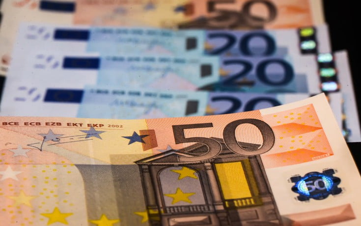 Κορονοϊός: Επίδομα 600 ευρώ μέσω προγράμματος κατάρτισης σε γιατρούς, δικηγόρους, μηχανικούς