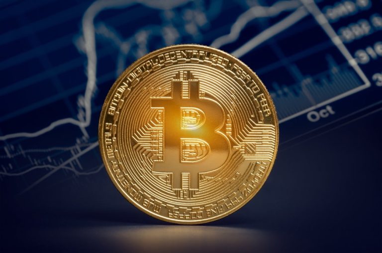 Bitcoin: Νέο ρεκόρ με την κεφαλαιοποίηση να αγγίζει το 1 τρισεκατομμύριο δολάρια