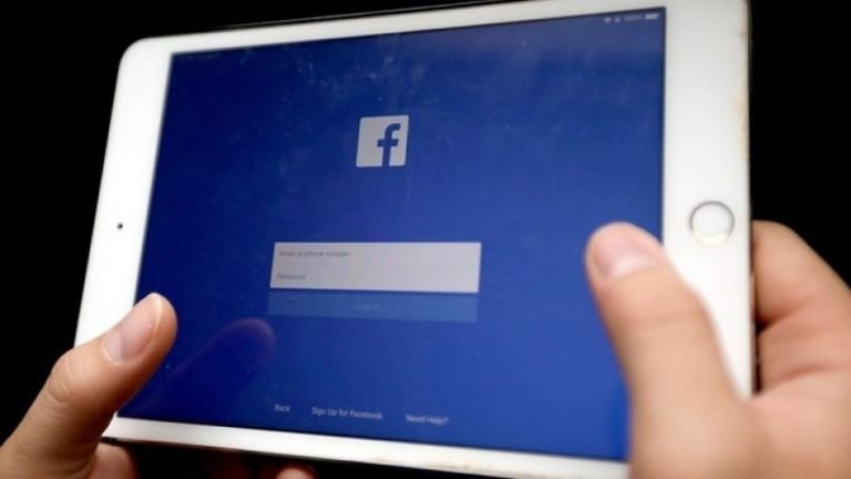 Το Facebook διέγραψε λογαριασμούς τριών δικτύων παραπληροφόρησης