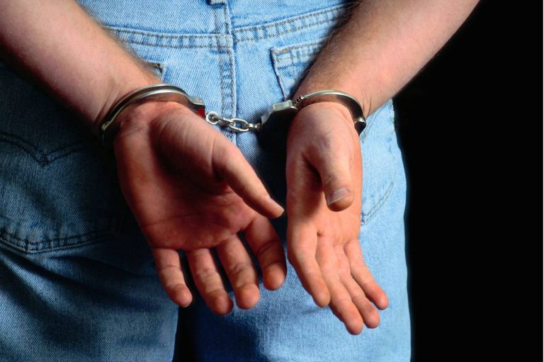 Συλλήψεις για κλοπές στις Σέρρες