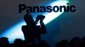 Ο ιαπωνικός όμιλος Panasonic αναστέλλει τις δοσοληψίες με τη Huawei