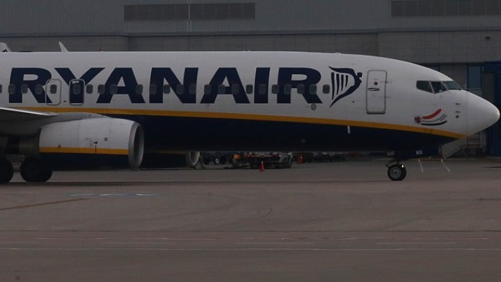 Θρίλερ με αναγκαστική προσγείωση αεροσκάφος της Ryanair από Αθήνα στο Μινσκ για να συλλάβουν μπλόγκερ