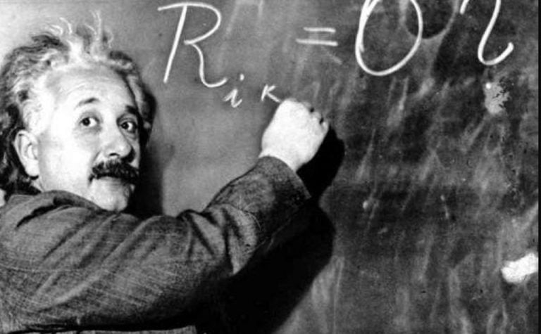 Στο σφυρί η επιστολή του Αϊνστάιν για τον Θεό – Περιμένουν να «πιάσει» 1,5 εκατ. δολάρια