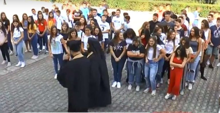 Σέρρες : Αγιασμός για τη νέα σχολική χρονιά στο Αριστοτέλειο Εκπαιδευτήριο (video)