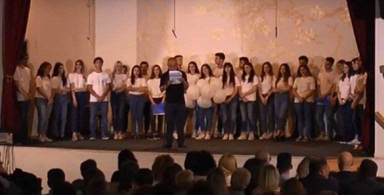 Μια ακόμη Επιτυχημένη Χρονιά αποχαιρέτησαν εκπαιδευτικοί και μαθητές του Αριστοτέλειου Εκπαιδευτηρίου Σερρών (video)