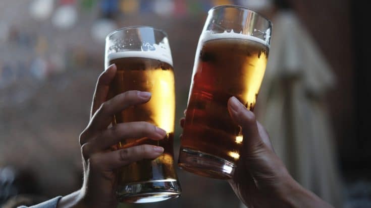 Μπύρα: Θερμίδες & 5 οφέλη για την υγεία