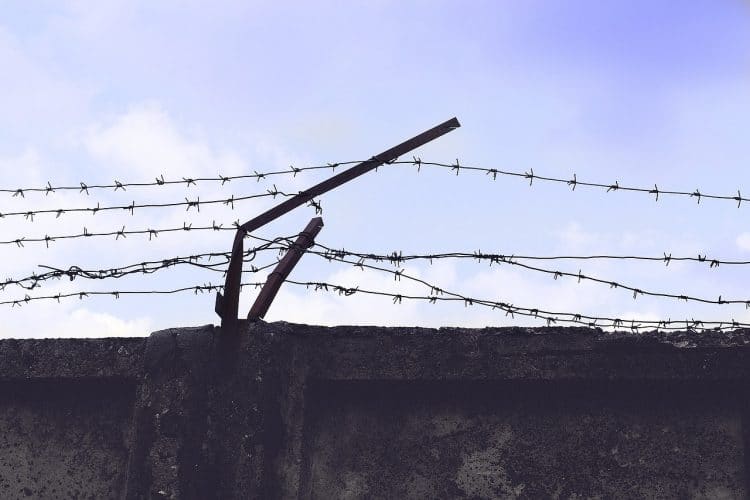 Πιστόλια, ναρκωτικά και μαχαίρια στις φυλακές της Κέρκυρας – Τα ευρήματα των Αρχών