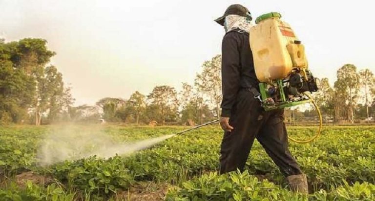 Τσουχτερά πρόστιμα σε αγρότες για παράνομα φυτοφάρμακα από την Βουλγαρία