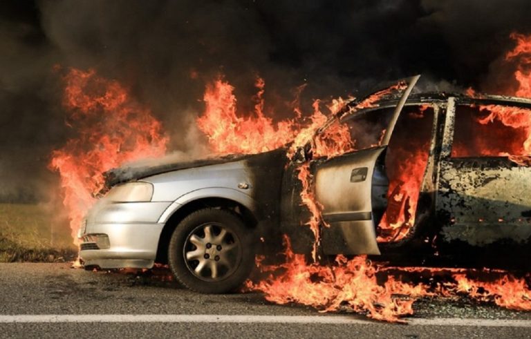 Σέρρες : Πυρκαγιά σε αυτοκίνητο στο 18ο χλμ. Σιδηρόκαστρου – Προμαχώνα