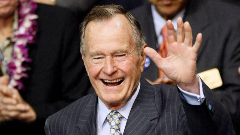Πέθανε ο πρώην πρόεδρος των ΗΠΑ Τζορτζ Μπους