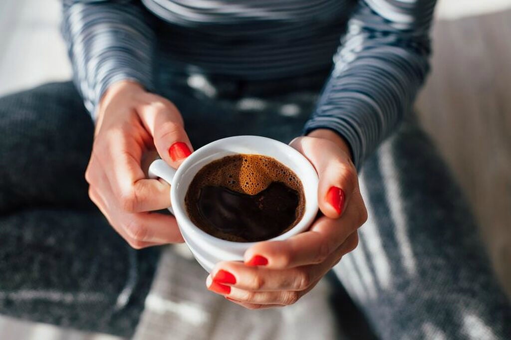 Κόψατε την καφεΐνη; Οι πιθανές παρενέργειες που πρέπει να γνωρίζετε