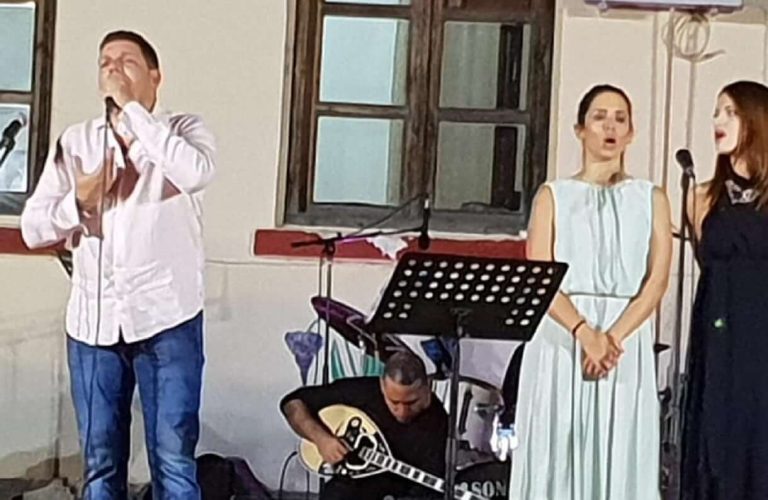 Σέρρες : Συναυλία με τον Γρηγόρη Μπιθικώτση στο πανηγύρι του Αγίου Μάμα στο Μοναστηράκι Σιντικής