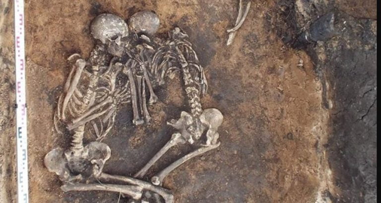 Επιστήμονες «διάβασαν» το DNA της πανούκλας ηλικίας 3.800 ετών