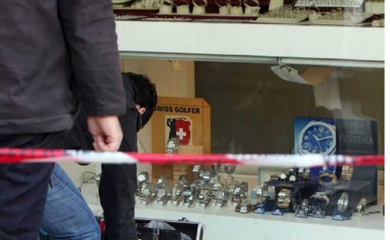 Ξάνθη: Ριφιφί σε κοσμηματοπωλείο – Άρπαξαν κοσμήματα αξίας 350.000 ευρώ!