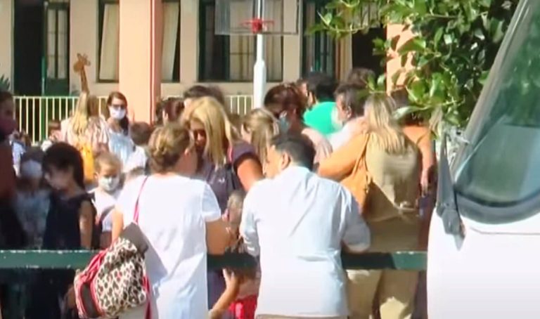 Ζάκυνθος: Γονείς καταγγέλλουν ότι παιδί λιποθύμησε στο σχολείο επειδή φορούσε μάσκα (video)