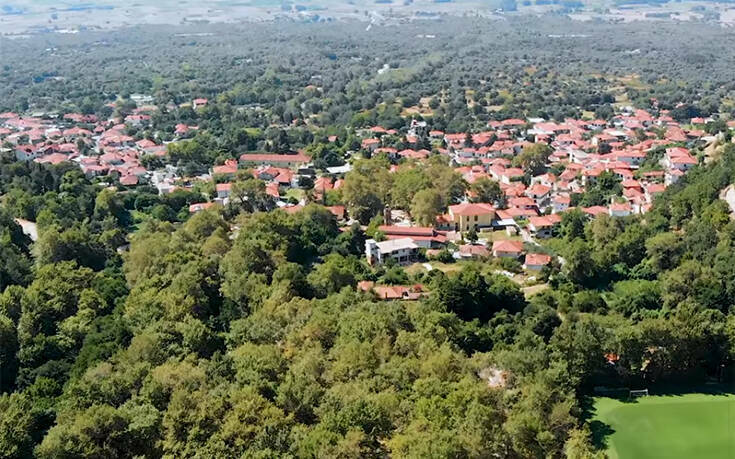 Το μυστικό χωριό των Σερρών- Υπέροχη θέα στη Λίμνη Κερκίνη, τεράστια πλατάνια και ντόπιες νοστιμιές