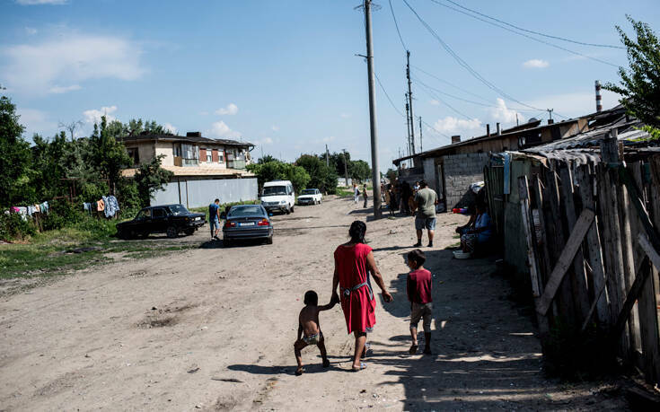 Υποσιτίζεται ένα στα τέσσερα παιδιά Ρομά στην Ευρώπη