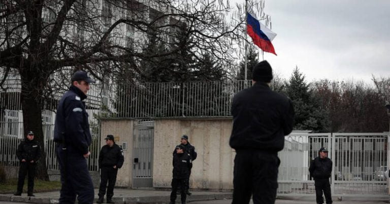 Η Βουλγαρία απελαύνει δύο Ρώσους διπλωμάτες που κατηγορούνται για κατασκοπεία