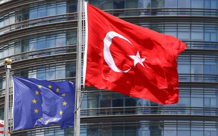 Κομισιόν: Ξεκάθαρο το χρονοδιάγραμμα της ΕΕ για την Τουρκία – «Τα πάντα είναι στο τραπέζι»