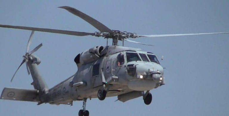 Κεφαλονιά: Δραματική διάσωση λουόμενου και ναυαγοσώστη στον Μύρτο με ελικόπτερο