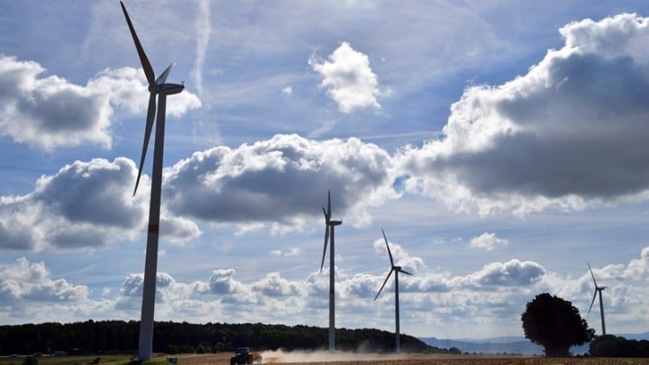 Συμφωνία ΕΛΛΑΚΤΩΡ – ΕDP Renewables για αιολικά πάρκα αξίας άνω του 1 δισ.ευρώ