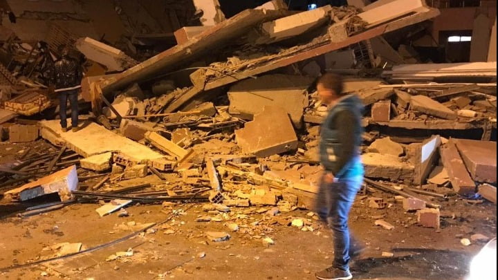 Σεισμός στην Αλβανία: Τρεις νεκροί και τουλάχιστον 150 τραυματίες