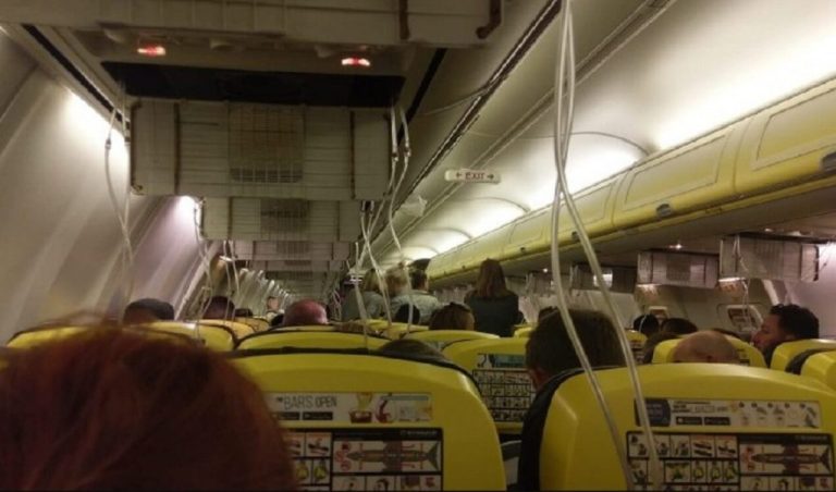 Αναγκαστική προσγείωση αεροσκάφους της Ryanair, 33 επιβάτες στο νοσοκομείο