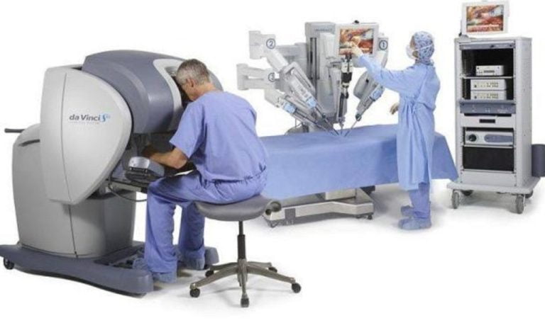 Πολάκης: Ανανέωση του ιατρο-τεχνολογικού εξοπλισμού των αντικαρκινικών Νοσοκομείων της χώρας