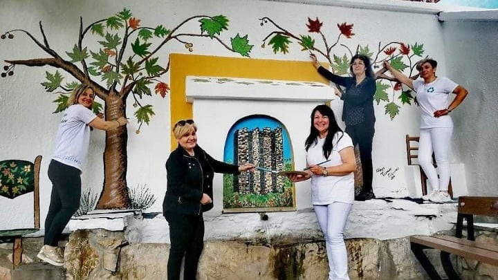 Χαλκιδική -Γαλάτιστα: Το χωριό με τις ζωγραφισμένες βρύσες
