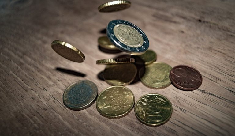 Αυτά είναι τα νέα κέρματα των 2 ευρώ – Δείτε ποιους σημαντικούς Έλληνες θα έχουν πάνω (φωτο)