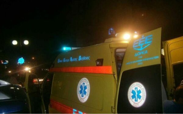 Θεσσαλονίκη: Νεκρός σε τροχαίο δυστύχημα 31χρονος – “Καρφώθηκε” με το αυτοκίνητό του σε δέντρο