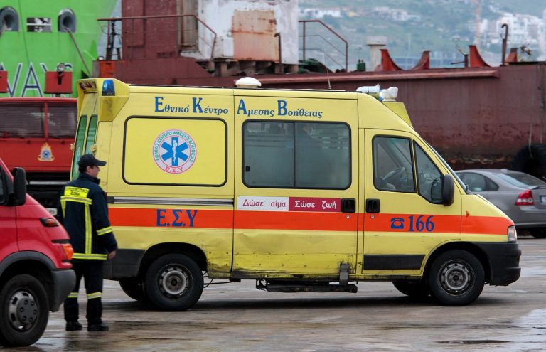 Τρίκαλα: Αυτοκίνητο παρέσυρε ντελιβερά – Στο νοσοκομείο ο 22χρονος