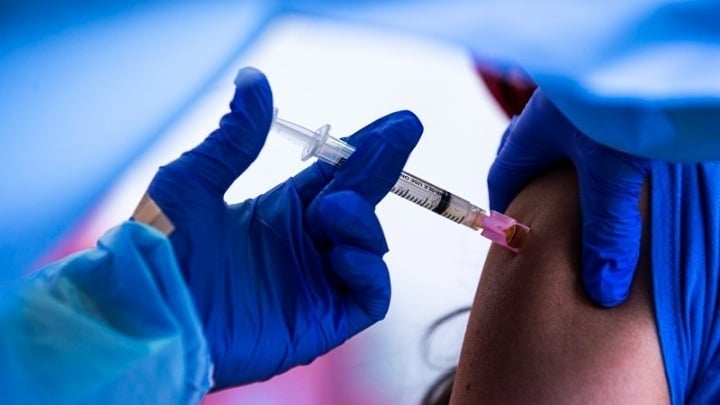 Άνοιξε η πλατφόρμα για την 3η δόση του εμβολίου στους τρεις μήνες