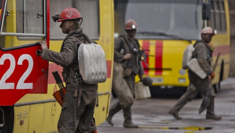 Έκρηξη αερίου σε ανθρακωρυχείο στην Ουκρανία-Τρεις νεκροί, 14 αγνοούμενοι
