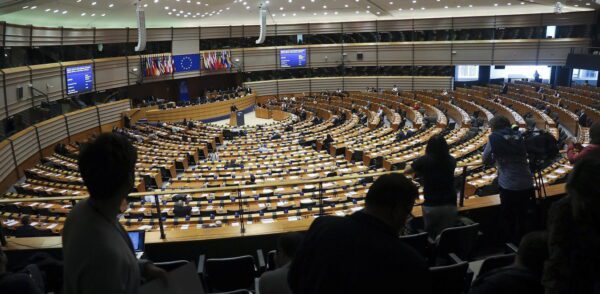 Ευρωκοινοβούλιο: Η διαδικασία προσχώρησης της Τουρκίας στην ΕΕ δεν μπορεί να επανεκκινήσει