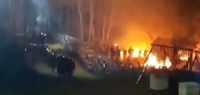 Δύσκολη νύχτα στις Καστανιές – Μεγάλη φωτιά στην τουρκική πλευρά των συνόρων (VIDEO)