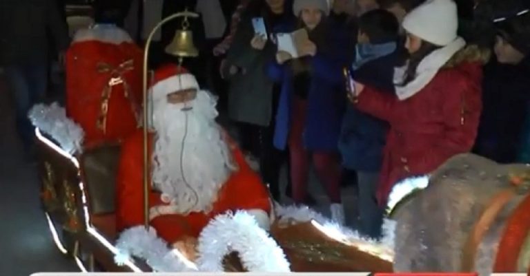 Σιδηρόκαστρο : Το Κάστρο των Χριστουγέννων έβαλε τα γιορτινά του και υποδέχθηκε τον Άγιο Βασίλη(video)
