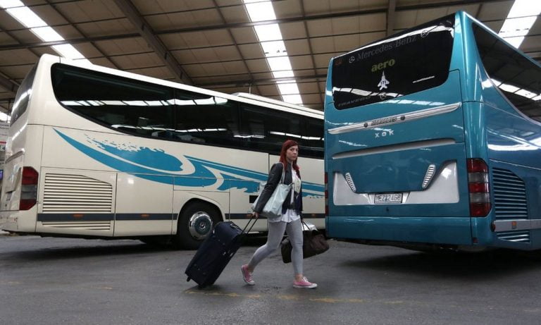 ΚΤΕΛ Χανίων-Ρεθύμνου: Σε απολογία η εισπράκτορας που κατέβασε 15χρονο επιβάτη για ένα 10λεπτο του ευρώ