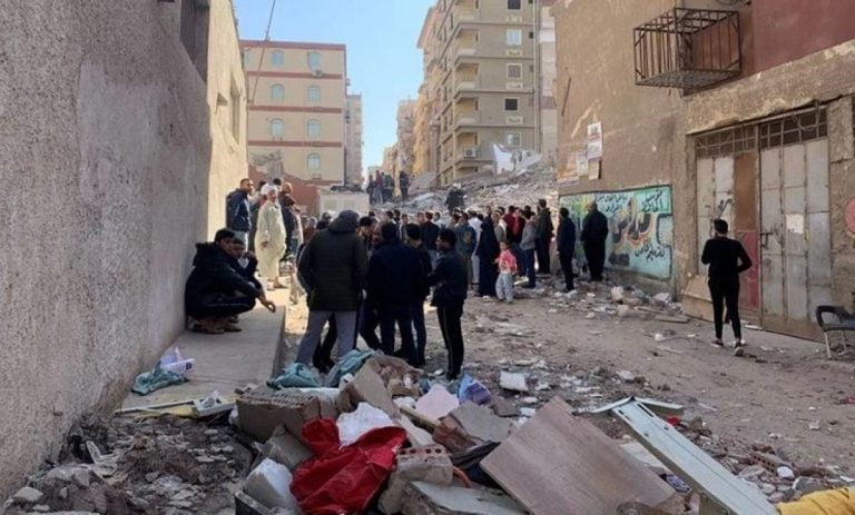 Κάιρο: Πέντε νεκροί έπειτα από κατάρρευση κτιρίου