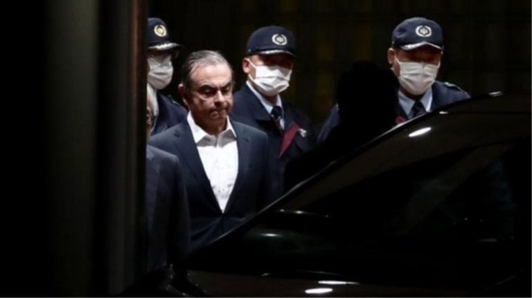 Τουρκία: Συλλήψεις για την διαφυγή του πρώην αφεντικού της Nissan Κάρλος Γκοσν