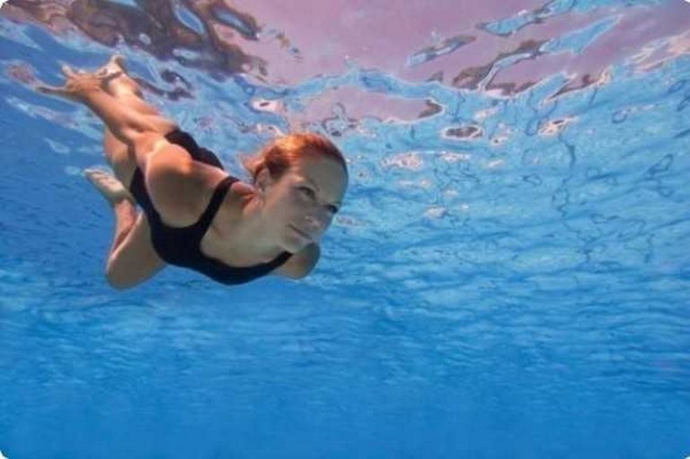Κολύμβηση: 7 κανόνες που μπορούν να σας σώσουν τη ζωή