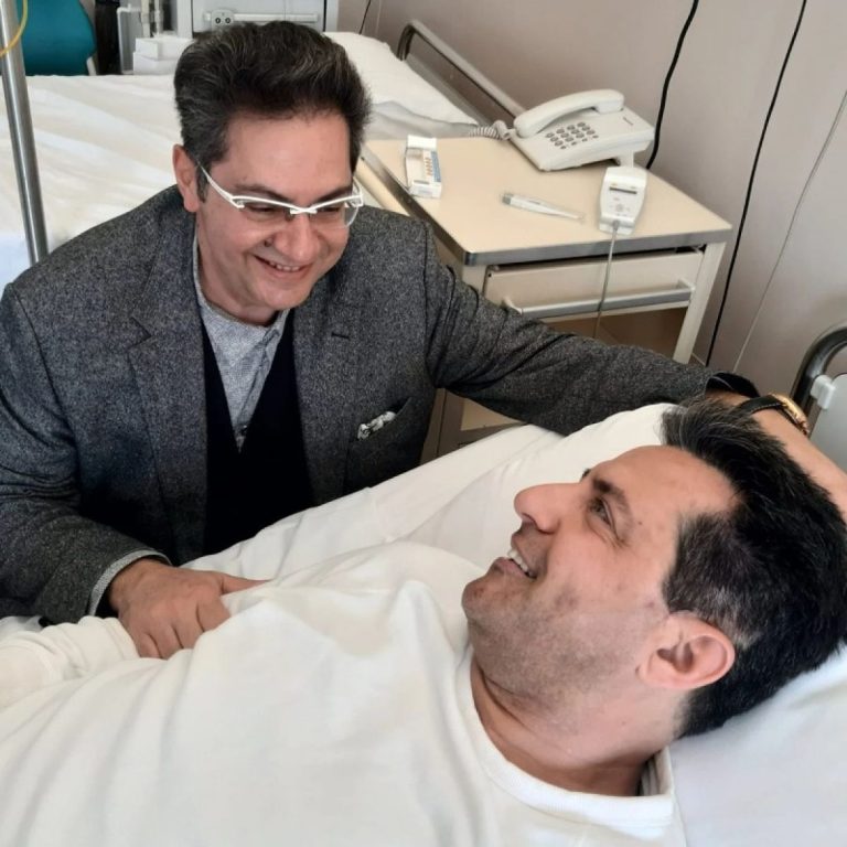 Κωνσταντίνος Αγγελίδης: Η φωτογραφία από το νοσοκομείο πριν το κρίσιμο χειρουργείο στο κεφάλι (φωτο)