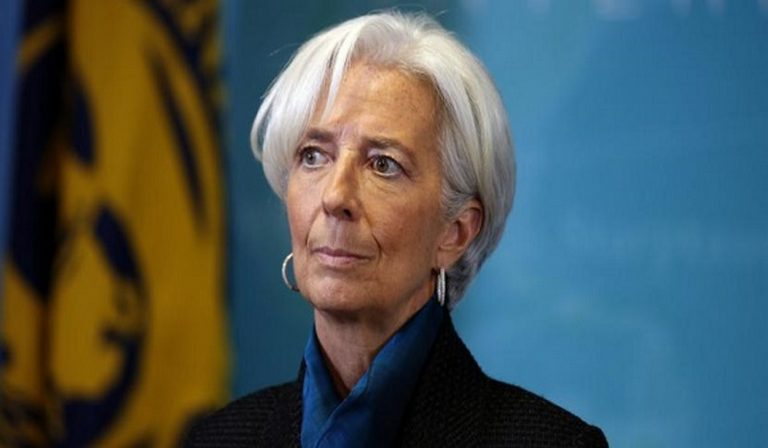 Αποχωρεί “προσωρινά” από επικεφαλής του ΔΝΤ η Λαγκάρντ