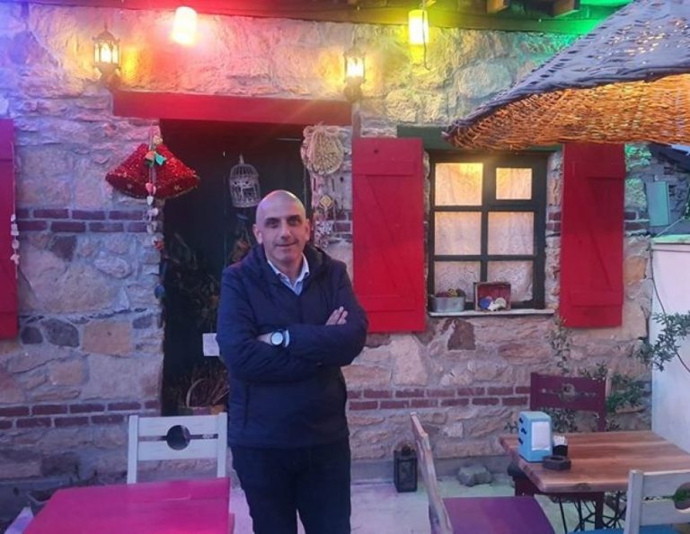 Διαψεύδει τις φήμες ο Μανώλης Κωστίδης: “Ουδέποτε με συνέλαβαν οι Τούρκοι”