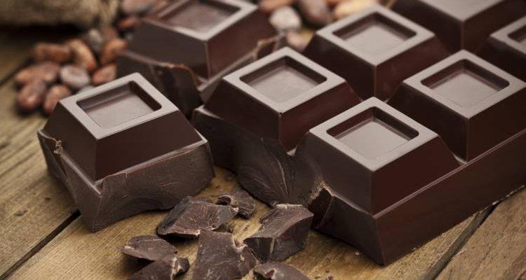 Σοκολάτα: Τι προσφέρει στην υγεία