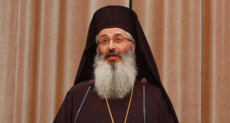 Μητροπολίτης Αλεξανδρουπόλεως: Το Άγιο Φως είναι το ίδιο που βγάζει ο κάθε ιερέας το Μεγάλο Σάββατο (video)