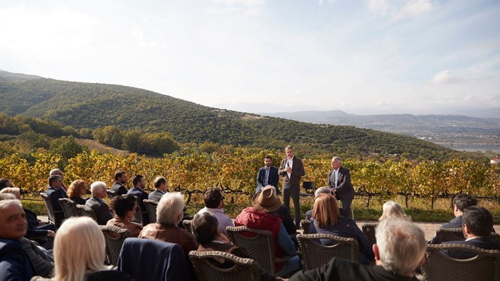 Νομοθετική ρύθμιση για την επιστροφή στους οινοπαραγωγούς του προπληρωμένου ΕΦΚ στο κρασί