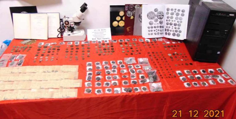 Σέρρες: Εξώδικο από τον πατέρα για την υπόθεση κατοχής αρχαίων νομισμάτων- Ζητά να του επιστραφούν 105 νομίσματα -video