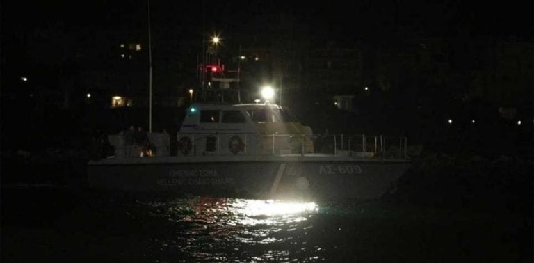 Βύθιση ρυμουλκού στο λιμάνι της Πάτμου - Αγνοείται ο 48χρονος καπετάνιος